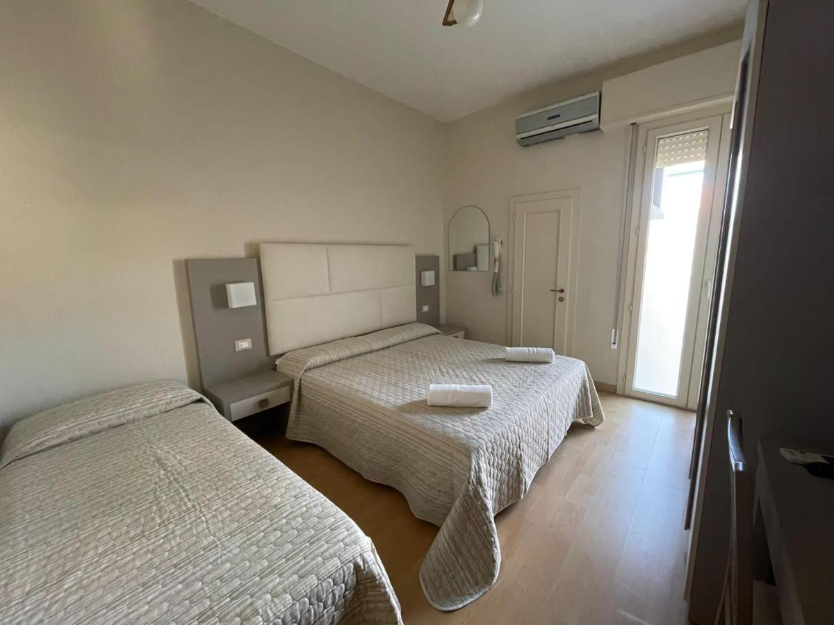 Hotel Vera Cesenatico Luaran gambar
