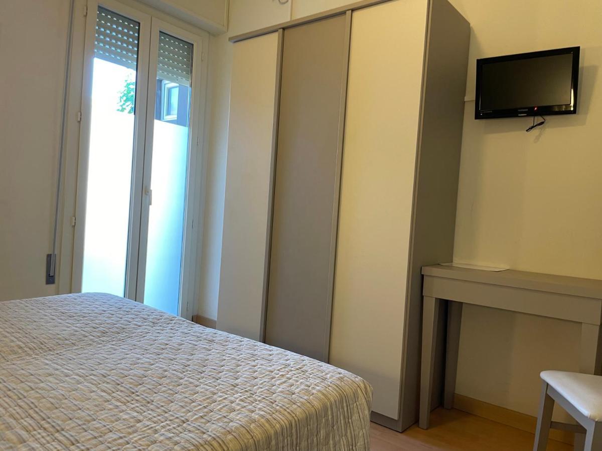 Hotel Vera Cesenatico Luaran gambar